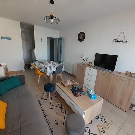 Apartment T2 Renove Avec Loggia, Proche Et Pistes Cyclables A - Fr-1-324a-57