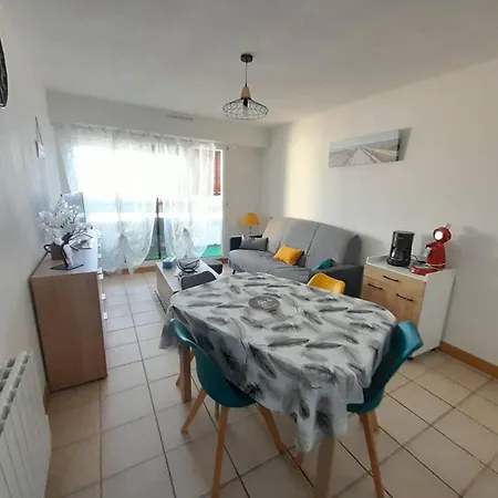 T2 Renove Avec Loggia, Proche Et Pistes Cyclables A - Fr-1-324a-57 *